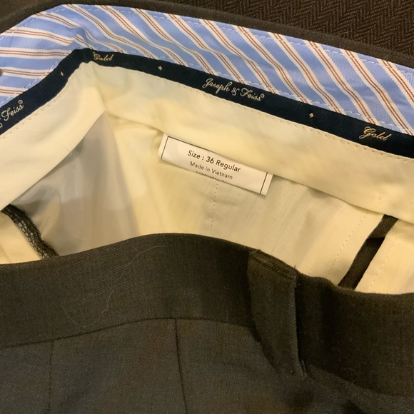 Andrew Fezza sport coat. Size 42R. Adding the three other pieces. - Picture 4 of 7